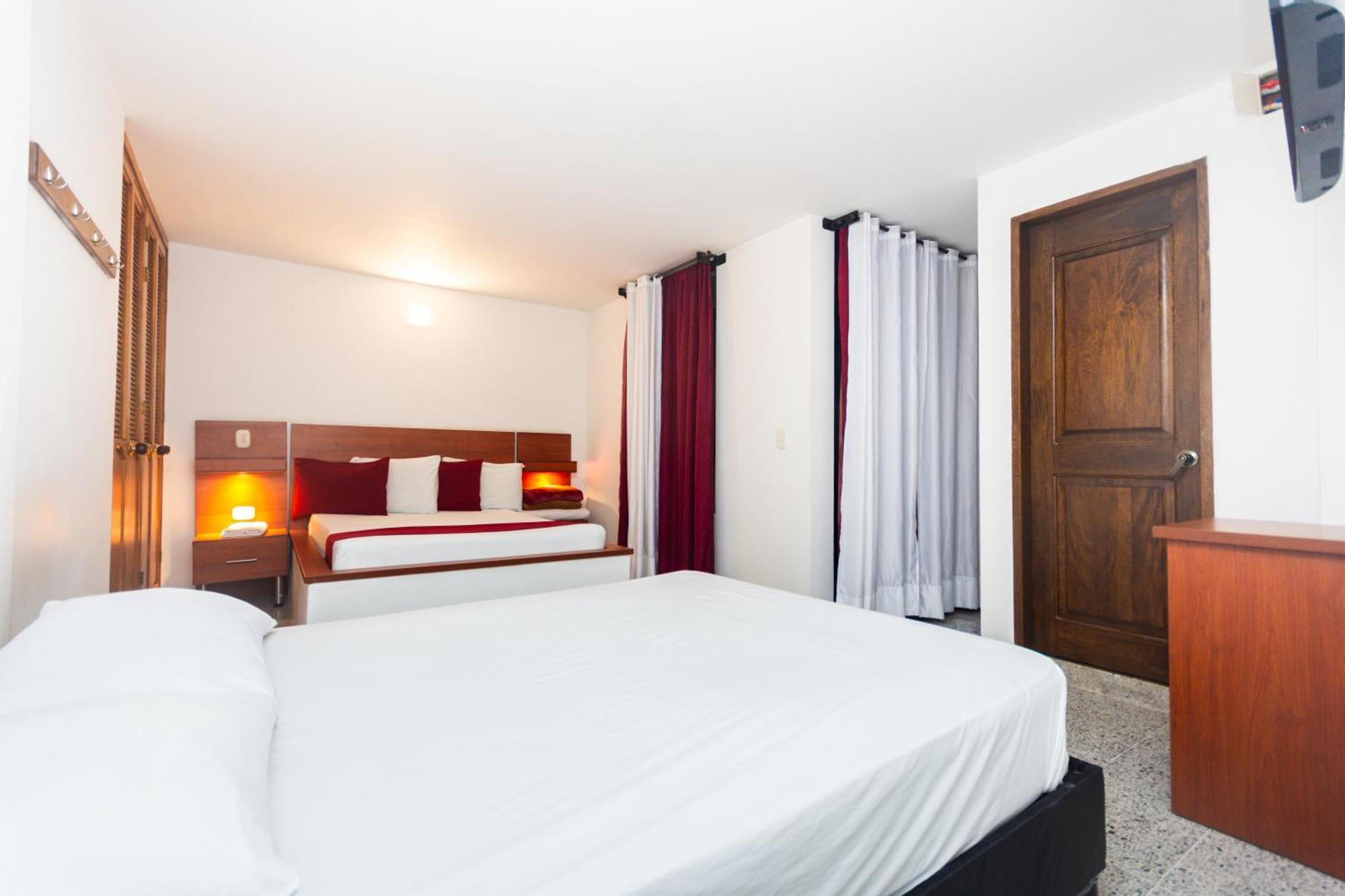 Hotel Bicentenario ริโอเนโกร ภายนอก รูปภาพ