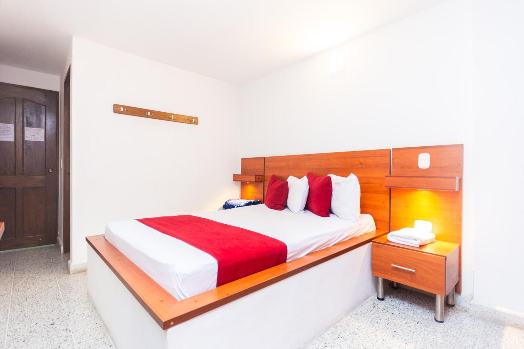 Hotel Bicentenario ริโอเนโกร ภายนอก รูปภาพ